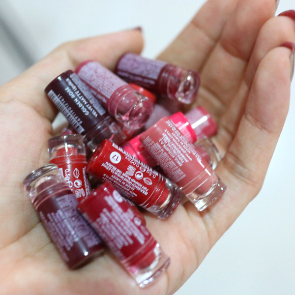 رژ لب جامد و مات مینی گ-ل-دن رز سری Matte Lipstick شماره 02